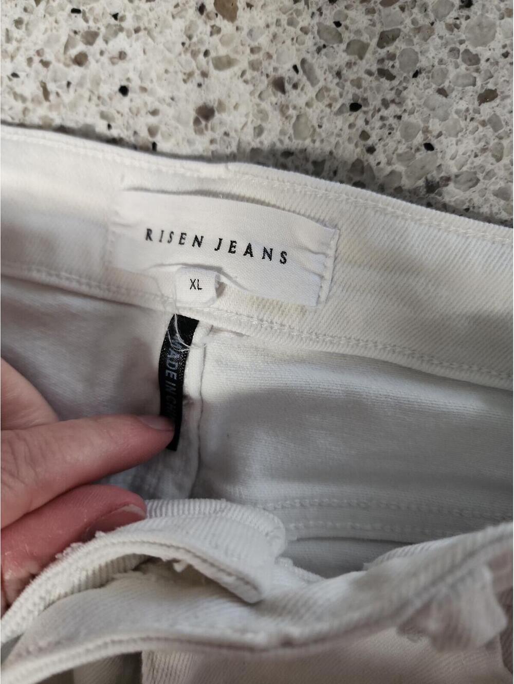 Shorts - Picture 2 of 9